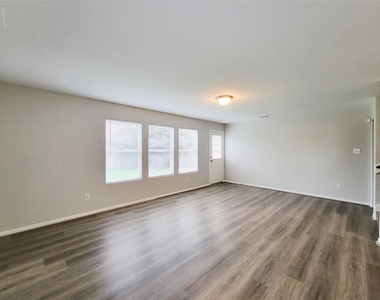 3602 Zephyr Glen Way - Photo Thumbnail 13