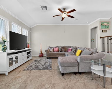 10519 Forfar Lane - Photo Thumbnail 10