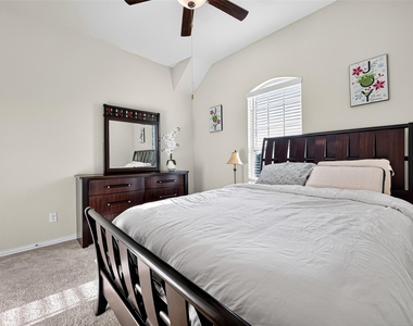 10519 Forfar Lane - Photo Thumbnail 33
