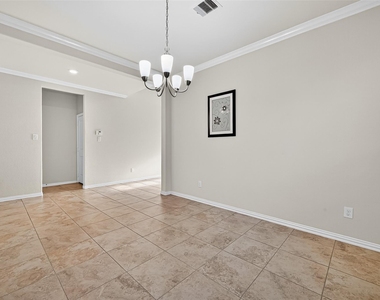 10519 Forfar Lane - Photo Thumbnail 7