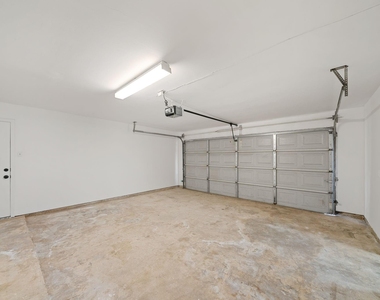 15034 Rose Valley Drive - Photo Thumbnail 31