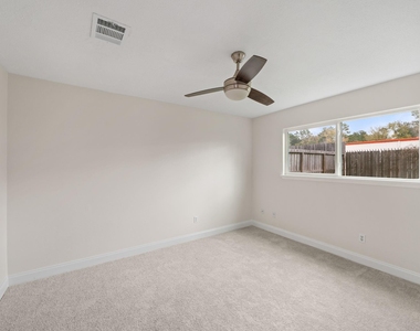 15034 Rose Valley Drive - Photo Thumbnail 19