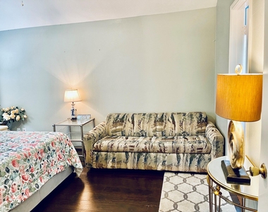 118 Willoughby Court - Photo Thumbnail 18