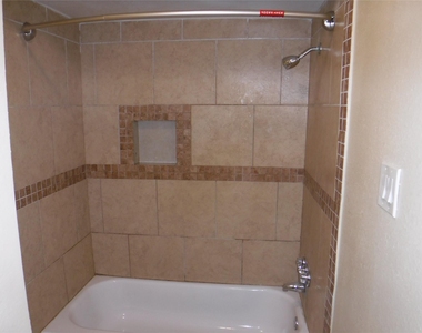 10110 Westview Drive - Photo Thumbnail 3