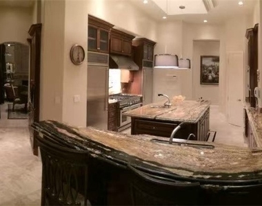 8741 Newport Isle Court - Photo Thumbnail 3