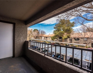 2606 Durango Drive - Photo Thumbnail 11