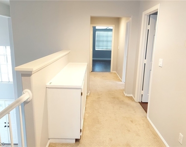 8272 Tibana Way - Photo Thumbnail 31