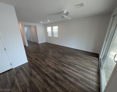 2932 Moulin Heights Street - Photo Thumbnail 9