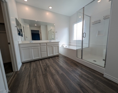 2932 Moulin Heights Street - Photo Thumbnail 17