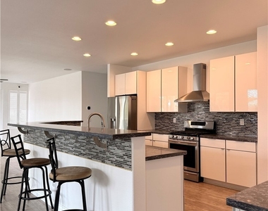 4952 Grey Mesa Street - Photo Thumbnail 17