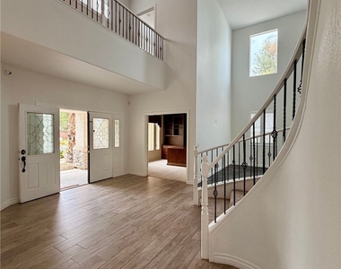4952 Grey Mesa Street - Photo Thumbnail 5