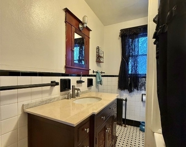 198 Chapin Street - Photo Thumbnail 3