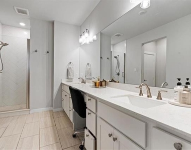 2268 Rook Drive - Photo Thumbnail 7
