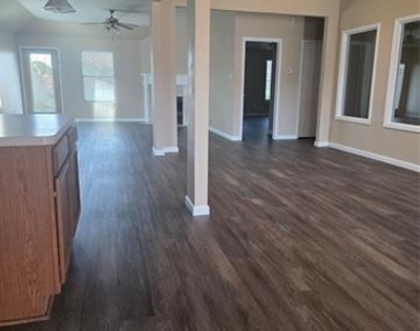 1432 Baylee Street - Photo Thumbnail 17
