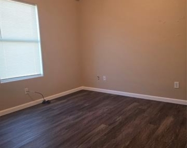 1432 Baylee Street - Photo Thumbnail 12