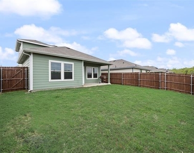444 Vitex Drive - Photo Thumbnail 21