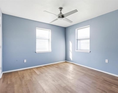 916 8th Street Nw - Photo Thumbnail 20