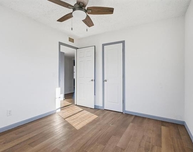 916 8th Street Nw - Photo Thumbnail 25