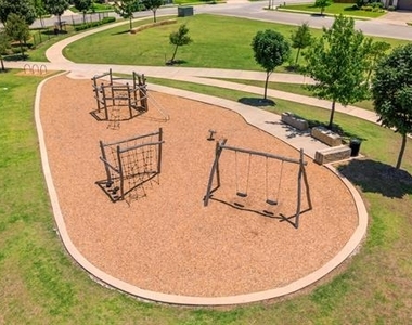 16613 Dry Creek Boulevard - Photo Thumbnail 19