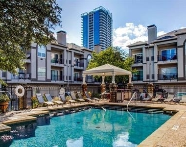2201 Wolf Street - Photo Thumbnail 1