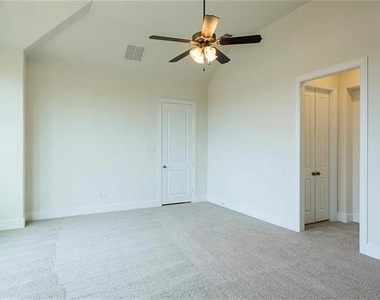 16138 Moonseed Road - Photo Thumbnail 17