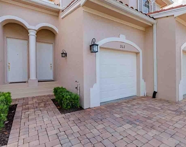 2371 Sw Carriage Hill Terrace - Photo Thumbnail 38