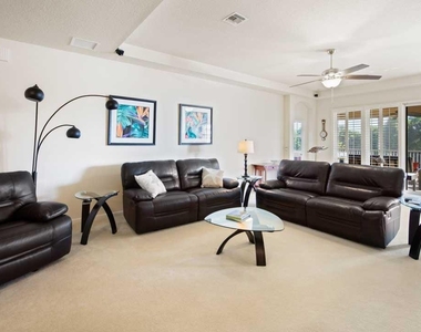 2371 Sw Carriage Hill Terrace - Photo Thumbnail 10