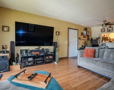 13917 Sw 90th Avenue - Photo Thumbnail 1