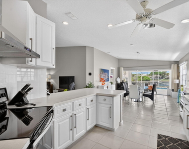 3103 Verdmont Lane - Photo Thumbnail 4