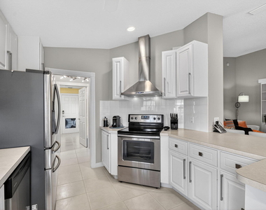 3103 Verdmont Lane - Photo Thumbnail 8