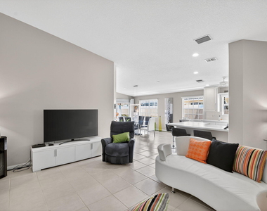 3103 Verdmont Lane - Photo Thumbnail 17