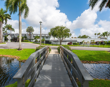 14475 Strathmore Lane - Photo Thumbnail 26