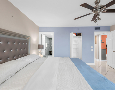 14475 Strathmore Lane - Photo Thumbnail 16