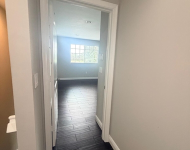 7644 Foxcroft Lane - Photo Thumbnail 19
