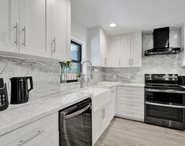 1606 Se 1st Street - Photo Thumbnail 40