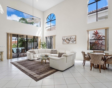 17099 Ryton Lane - Photo Thumbnail 8
