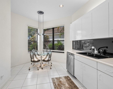 17099 Ryton Lane - Photo Thumbnail 3