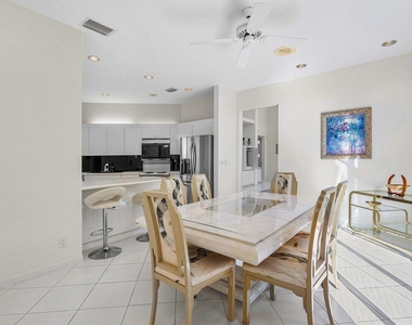 17099 Ryton Lane - Photo Thumbnail 7