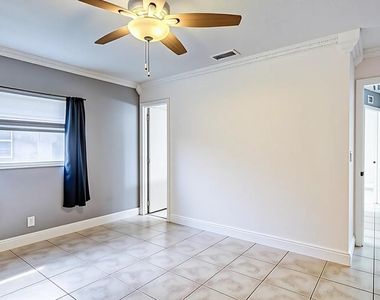 3929 Kenas Street - Photo Thumbnail 5