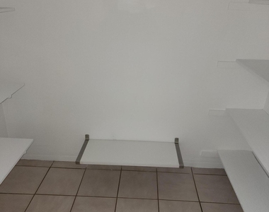 1007 N 19th Avenue - Photo Thumbnail 8