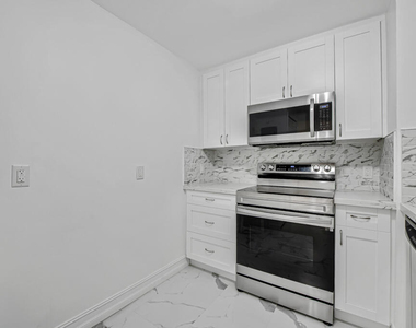 5600 N Flagler Drive - Photo Thumbnail 11