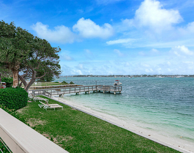 5600 N Flagler Drive - Photo Thumbnail 35