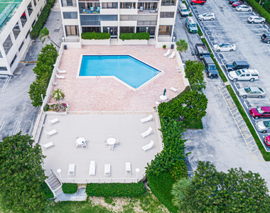 5600 N Flagler Drive - Photo Thumbnail 27