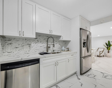 5600 N Flagler Drive - Photo Thumbnail 9