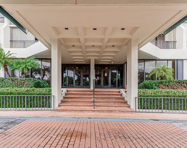 5600 N Flagler Drive - Photo Thumbnail 23