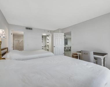 5600 N Flagler Drive - Photo Thumbnail 15