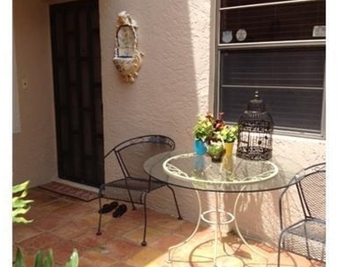 6654 Villa Sonrisa Drive - Photo Thumbnail 2