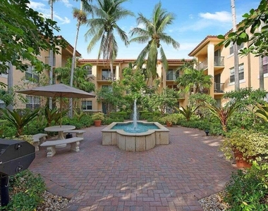1805 N Flagler Drive - Photo Thumbnail 30