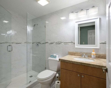 1805 N Flagler Drive - Photo Thumbnail 20