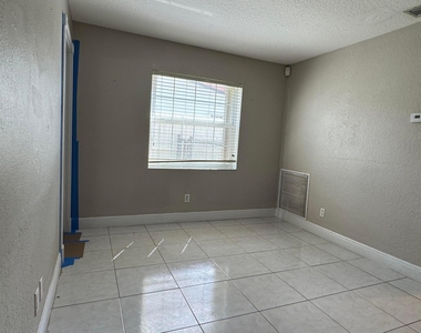 2180 Nw 93rd Avenue - Photo Thumbnail 14